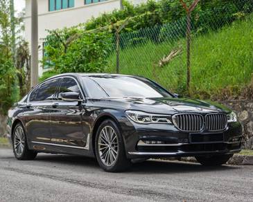 BMW 730Li 30Li (CBU) in City Centre, KUL