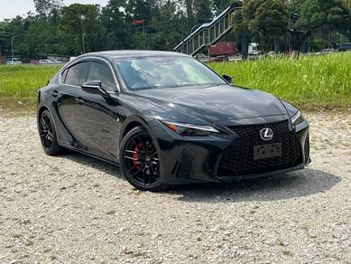 Lexus IS 300 F SPORT MODE BLACK in Johor Bahru, JHR