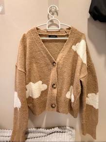 Cardigan cloud print