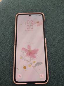 Samsung Galaxy Z Flip 4 128GB