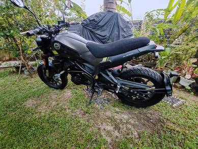 Benelli Leoncino 250