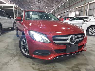 Mercedes Benz C180 180 in Shah Alam, SGR