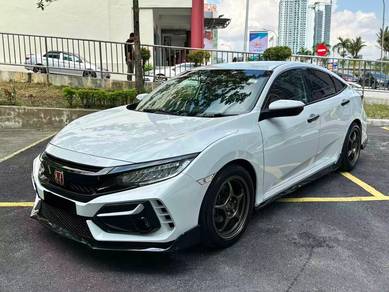 Honda Civic TC-PREMIUM in Desa Petaling, KUL