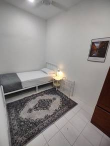 Room in Putrajaya, PJY
