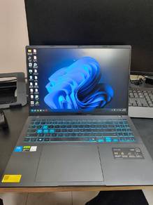 Laptop ASUS V16 RTX 5050 for sale