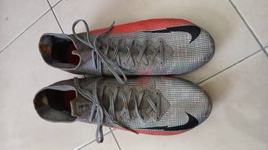 kasut bola nike mercurial