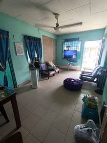 Flat For Sale in Taman Cempaka