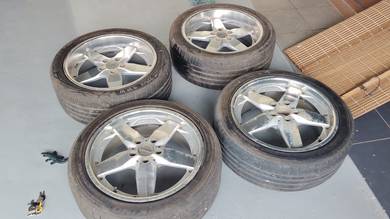 rim estima size 18