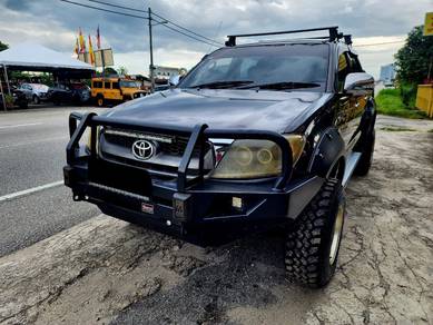 2011 Toyota Hilux G