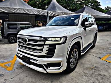 Toyota Land Cruiser ZX in Cheras, KUL