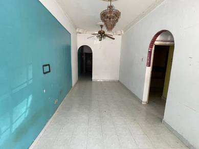 Apartment For Sale in Apartment Indah