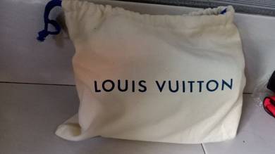 L&V Purse （New)