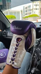 QueenzZz Boxing Glove