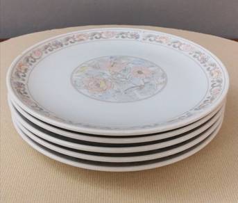 Nitto Japan dinner plates 5