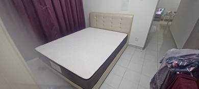 bed frame with 10 inch mattress