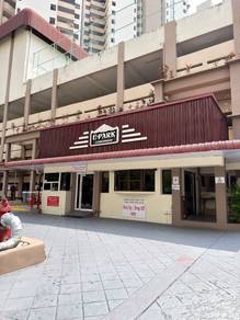 Condominium For Rent in E-Park Condominium