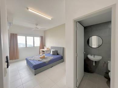 Room in Bandar Tasik Selatan, KUL