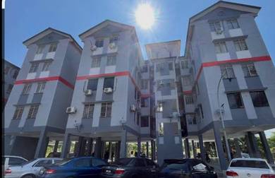 Flat For Rent in Taman Daya - Jalan Enau 16,20
