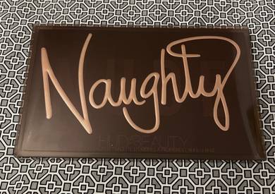 Huda Beauty Naughty Eyeshadow