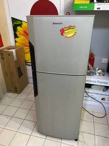 Panasonic 226L Refrigerator 5JL3n1 terpakai