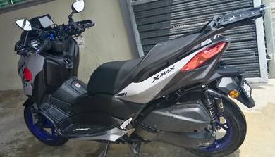Yamaha XMAX