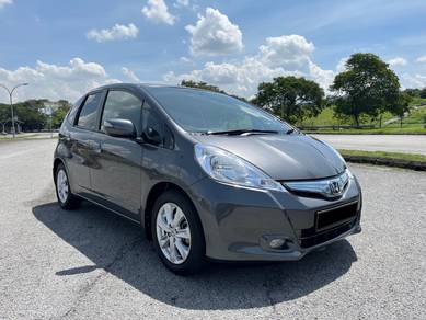 Honda Jazz Hybrid HYBRID in Sungai Besi, KUL