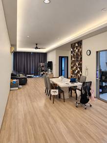 Condominium For Rent in The Park Residence