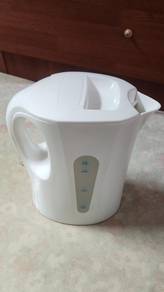 Khind Jug Kettle (1.7L)
