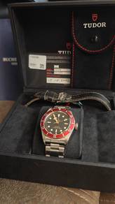 Watch 95% Like New