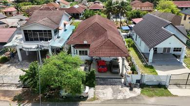 Bungalow House For Sale in Bukit Katil,MLK