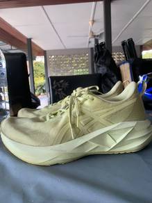 Asics Novablast 5