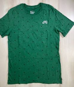 Nike SB Green Tee #CZ Used
