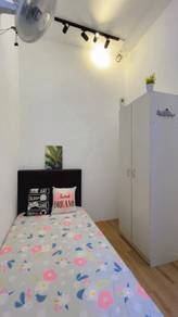 Room in Kota Kemuning, SGR