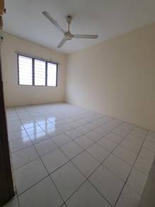 Apartment For Sale in Pangsapuri Baiduri (Bandar Tasik Kesuma)