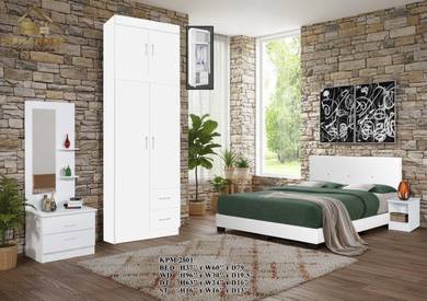 Bedroom set (new)