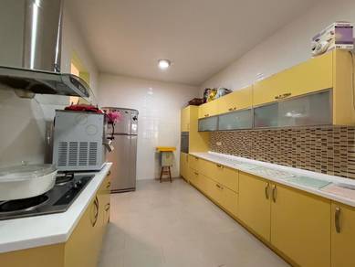 Semi-Detached House For Sale in Sungai Ara,PNG