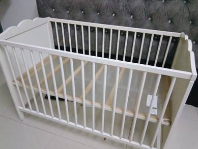 Baby Cot & Safety Gate