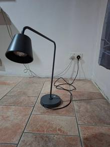 Modern black metal desk lamp