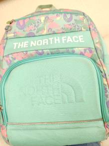 The North Face Kids Bagpack Bag
Beg