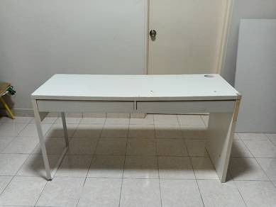 Ikea table for sell Palm spring Kota damansara