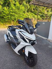 Sym Cruisym 400i