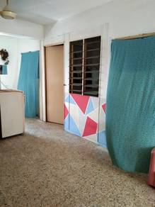 Apartment For Sale in Damai Apartment