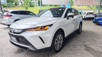 Toyota Harrier LUXURY in Cheras, KUL