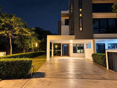 Townhouse For Sale in Shah Alam,SGR