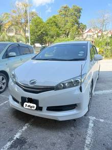 Toyota Wish X in Salak Tinggi, SGR
