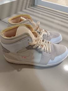 Nike Air Jordan 1 mid genuine