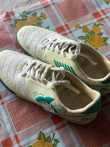 kasut futsal ortuseight