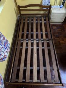 Single bed frame