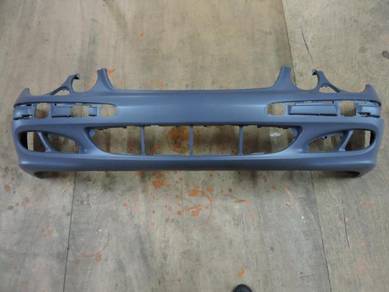 Mercedes E-class W211 Elegance Front Bumper Kosong