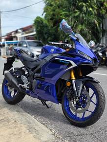 Yamaha R25
